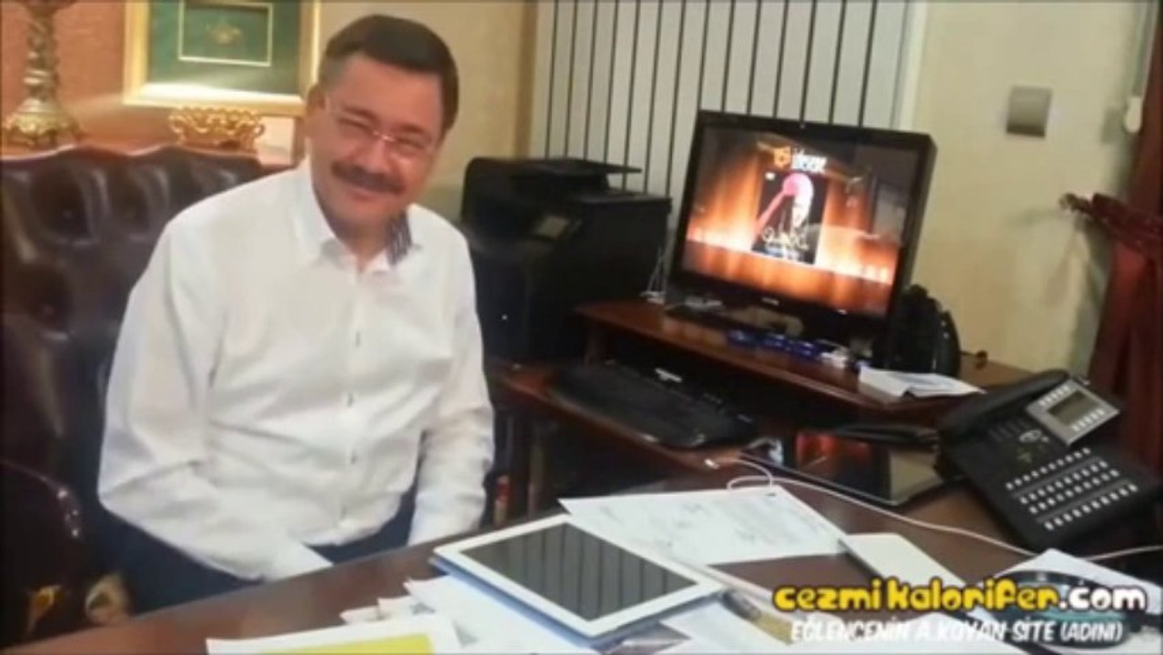 Melih Gökçek İle Şarkı Göndermece - Çal Keke Çal