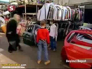 Beşinci Matrix - Taşla Mermi Durdurmak (Yunan Versiyonu)