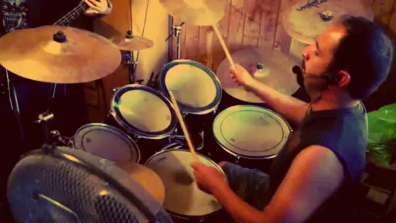 Muerte  - Ultimatum (ensayo)