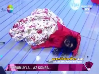 Bülent Ersoy'un Canlı Yayında Bayılması