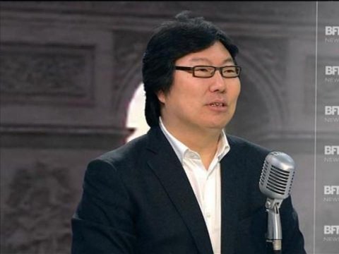 Une de Closer: Jean-Vincent Placé parle d'une chasse à l'homme scandaleuse - 17/01