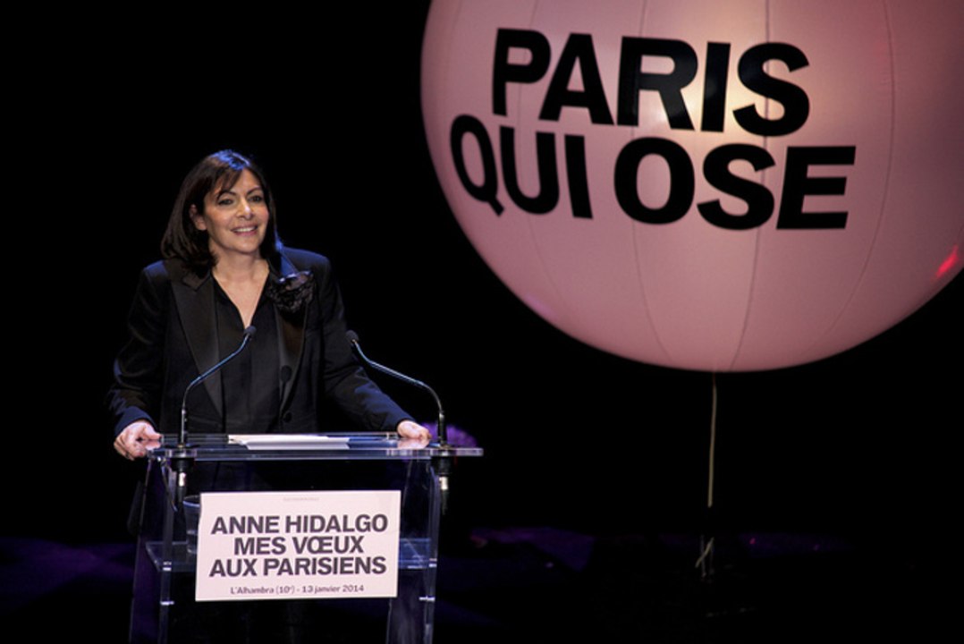 Anne Hidalgo et son comité de soutien à l'Alhambra (Paris, 13 janvier 2014)