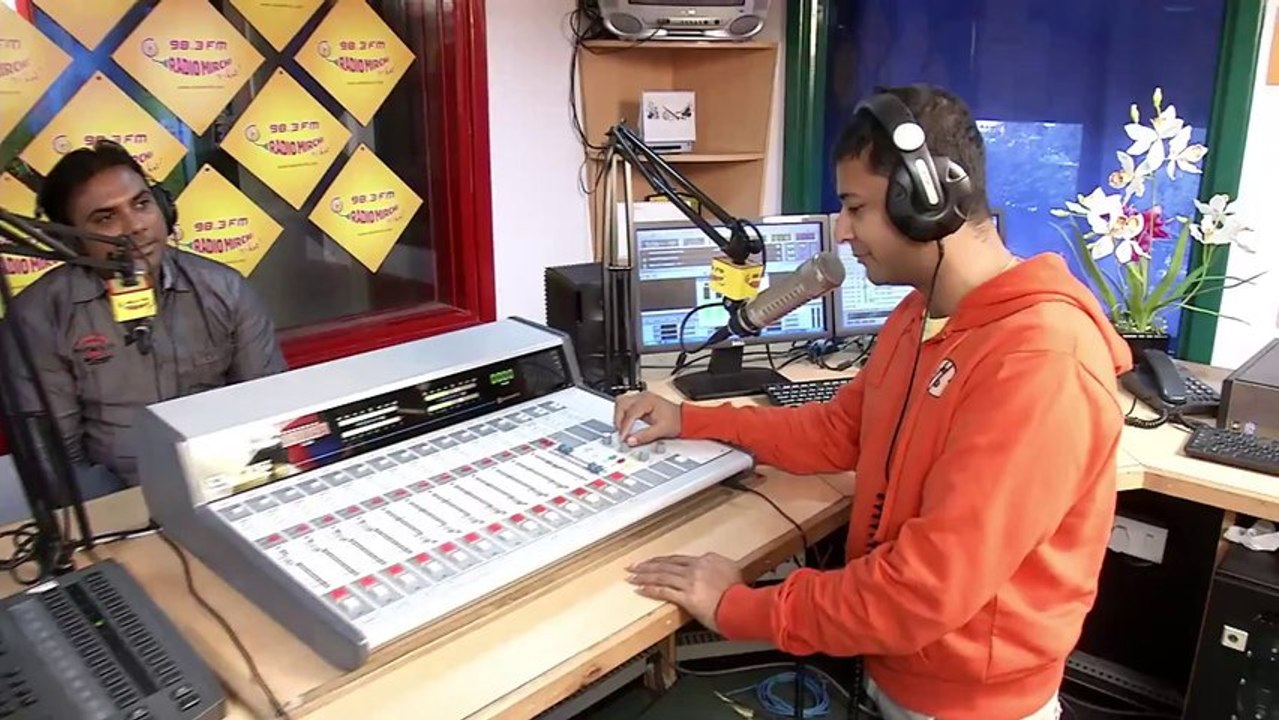 AppaTakkar - Yenamo Yedho @ Mirchi