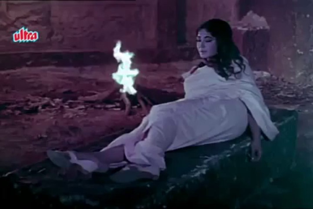 Dil Jo Na Keh Saka Wohi Raaz e Dil.. Lata