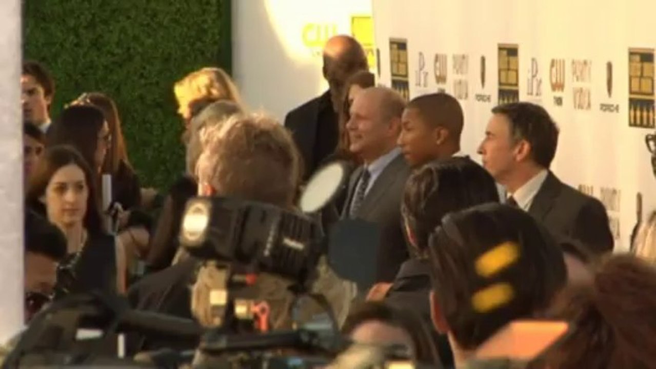 Critics' Choice Awards: Oscar talk dominates red carpet