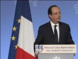 Hollande opposé à 