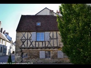 Ancienne maison de Nicolas d'Appleine prémery Nièvre bourgogne