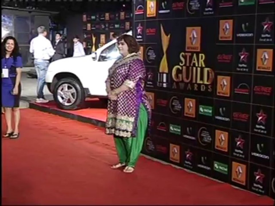6-STAR GUILD AWARD RED CARPET WITH SRK AND SALMAN