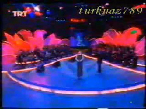 Çiğdem (KIRÖMEROĞLU) YARKIN-Şimdi Hatırda Mıdır Âşık-ı Nalân Acaba