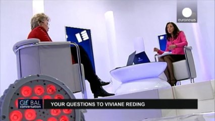 Viviane Reding: "Google roba datos privados a los usuarios"