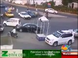 Car Accident With Bike and Suzuki -- CCTV Video
