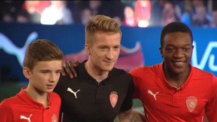 Cesc Fàbregas: "El debate del Balón de Oro se ha hecho un pelín pesado"