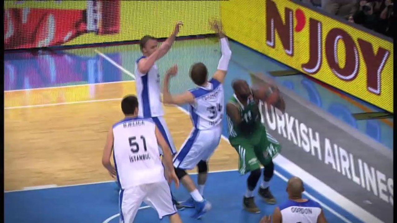 Assist of the night: Dimitris Diamantidis, Pana...