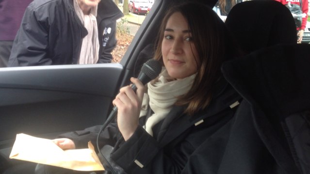 Cross Ouest-France : la caravane publicitaire 15 min avant le départ