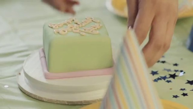 Dog Birthday Cakes and Cupcakes - ErnieCakes.com