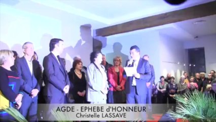 AGDE - 2014 - Christelle LASSAVE reçoit un EPHEBE D'HONNEUR 2014 de la VILLE d'AGDE