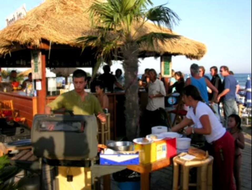 CAP D'AGDE - 2007 - " Brochettes Party " au Capao Beach le dimanche soir