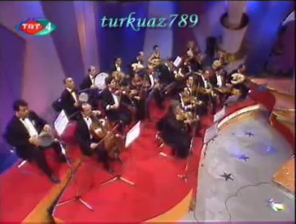 Coşkun AÇIKGÖZ-Gözlerin Bir Aşk Bilmecesi Sorar Gibi (Aşk Bilmecesi)