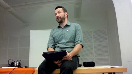 Steffen (Fraktion PIRATEN Lichtenberg) erklärt die Problematik, die durch das Konstrukt Zählgemeinschaft entsteht