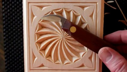 181 My Chip Carving - Carving a Swirl