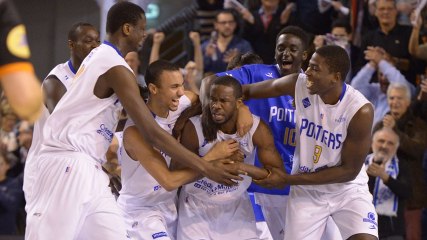 Actions, PB86 : le shoot de Justin Ingram