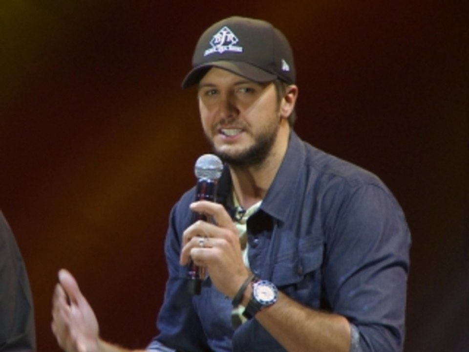 Luke Bryan - Headlining Stadiums!