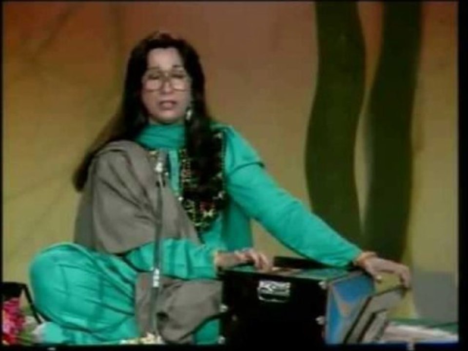 NangRa nimani da jeevaiñ teevaiñ paalna by Rubina Qureshi