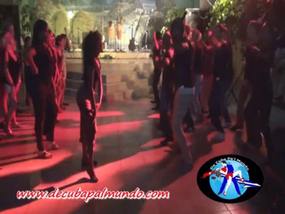 Demonstration de Reggaetton avec Maye et Asdrubal-Voyage Salsa à Cuba Août 2013-De Cuba pa'l Mundo