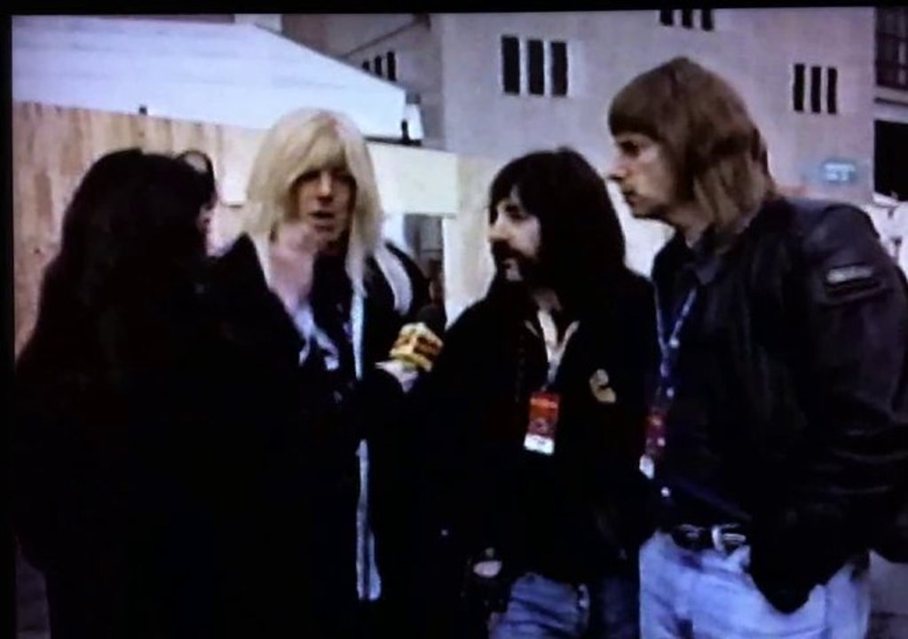Backstage interview with Spinal Tap