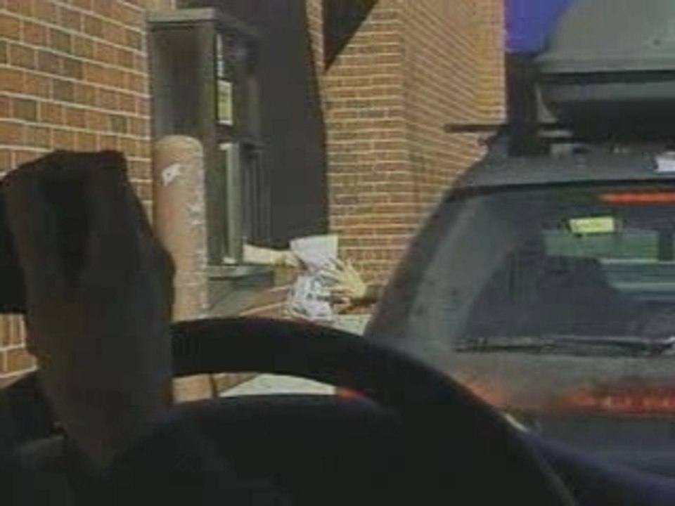 00 - Jackass - Fast Food Football