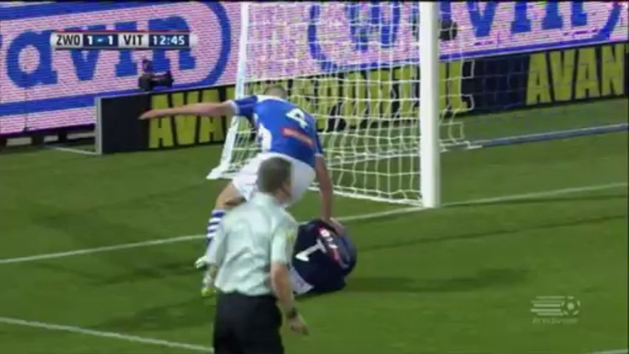 Vitesse snatch late victory over PEC Zwolle