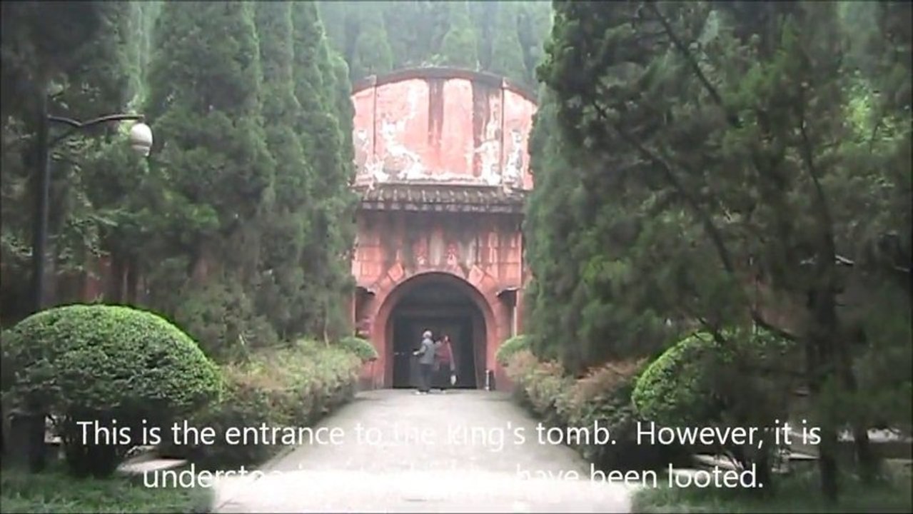 Yongling Tomb (first Emperor of Shu Dynasty).  Chengdu - China Holidays
