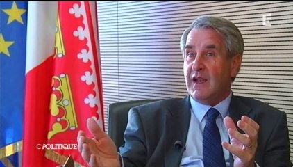 C politique : Bernard Cazeneuve 19/01/14