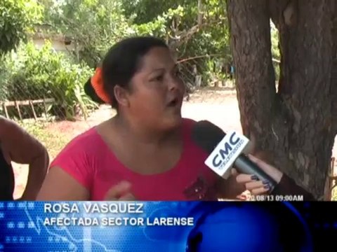 Habitantes del sector el larense piden solución a problemas de aguas negras– 20.08.13