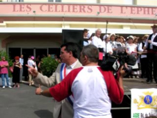 AGDE - 2007 - Révolte des vignerons en Agde... On commémore... mais on interprète pas