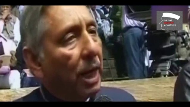 Mani Shankar Aiyar offers Tea Stall to Narendra Modi
