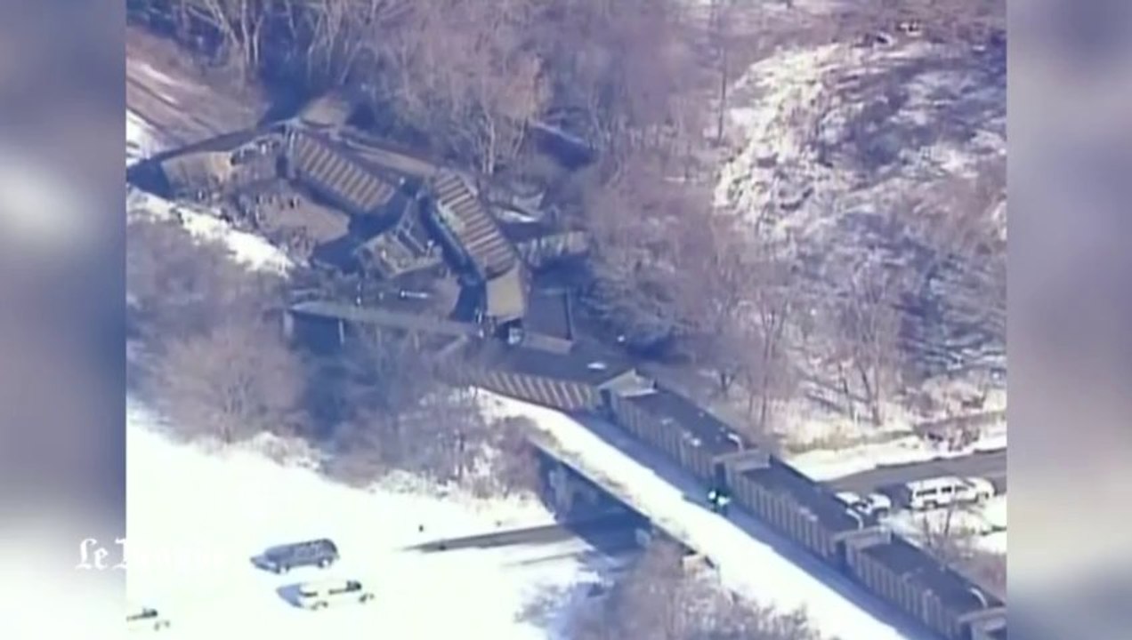 Etats-Unis : un spectaculaire déraillement vu du ciel