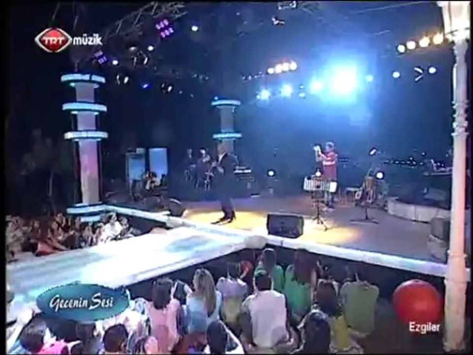 Kamil Sönmez Bağlamam Perde Perde