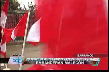 Fallo de La Haya: bandera peruana gigante cubre malecón de Barranco