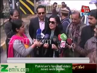 I'm Working On Serious Project So Please Be Serious    Meera Advice to Media