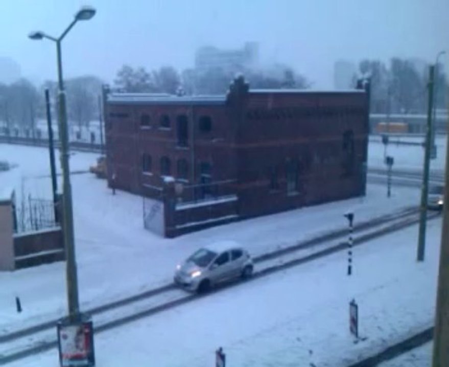 Yavuz Taner Gulmuyor bu yuzum gulmuyor