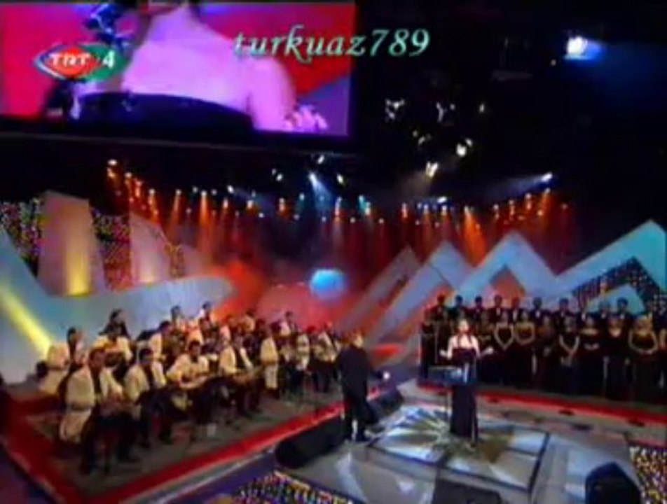 Deniz KAYA-Bir Tatlı Tebessümün Bin Vuslata Bedeldir