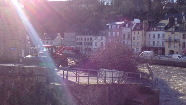 Quai Surcouf: début de chantier