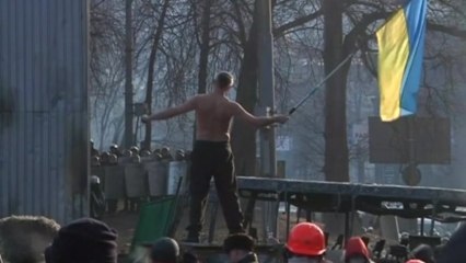 Ukraine's president calls for compromise amid violent protests