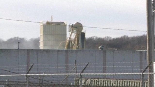 At least two killed in explosion at Nebraska animal feed plant