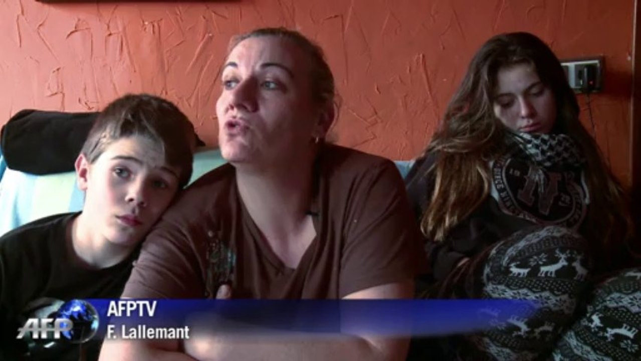 Espagne: sans travail, sans aides, le combat d'une mère