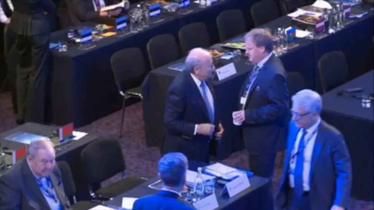 FIFA: Champagne: "Präsident? Keine Angst vor Blatter!"