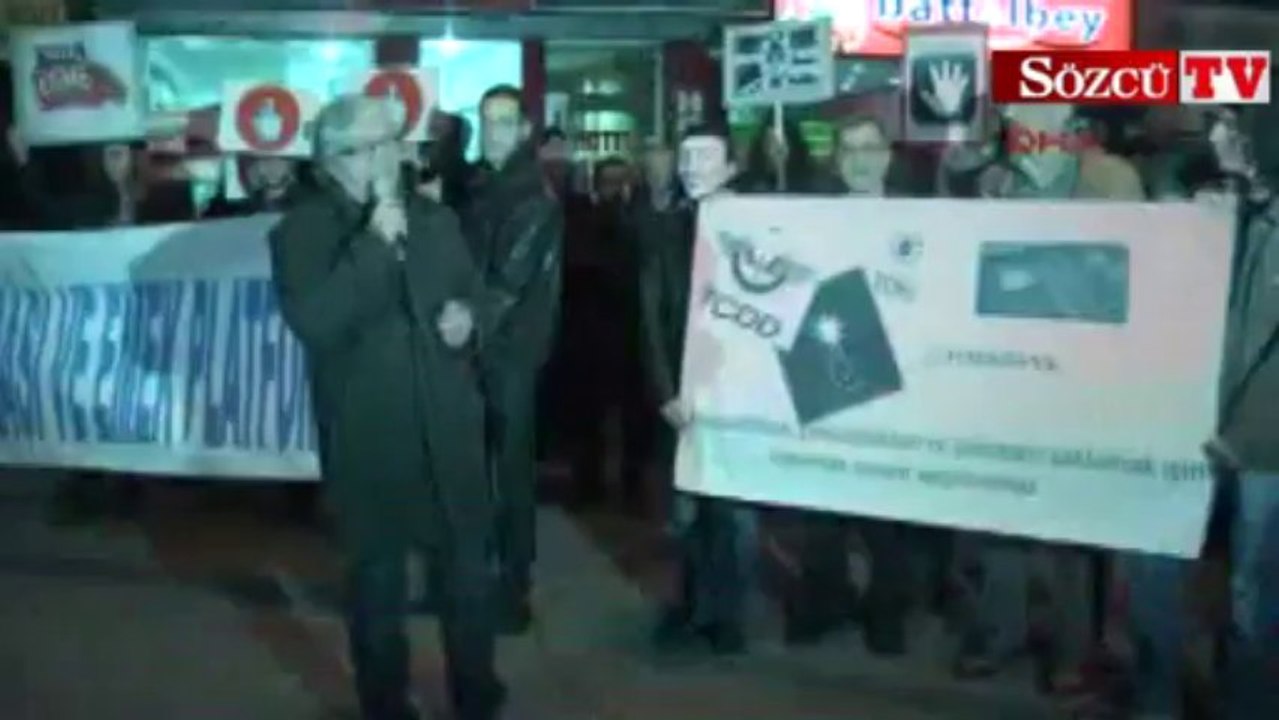 Balıkesir'de ''internette sansüre hayır'' eylemi