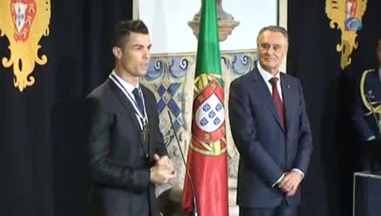 Cristiano Ronaldo, "orgulloso" de ser distinguido por el Estado portugués