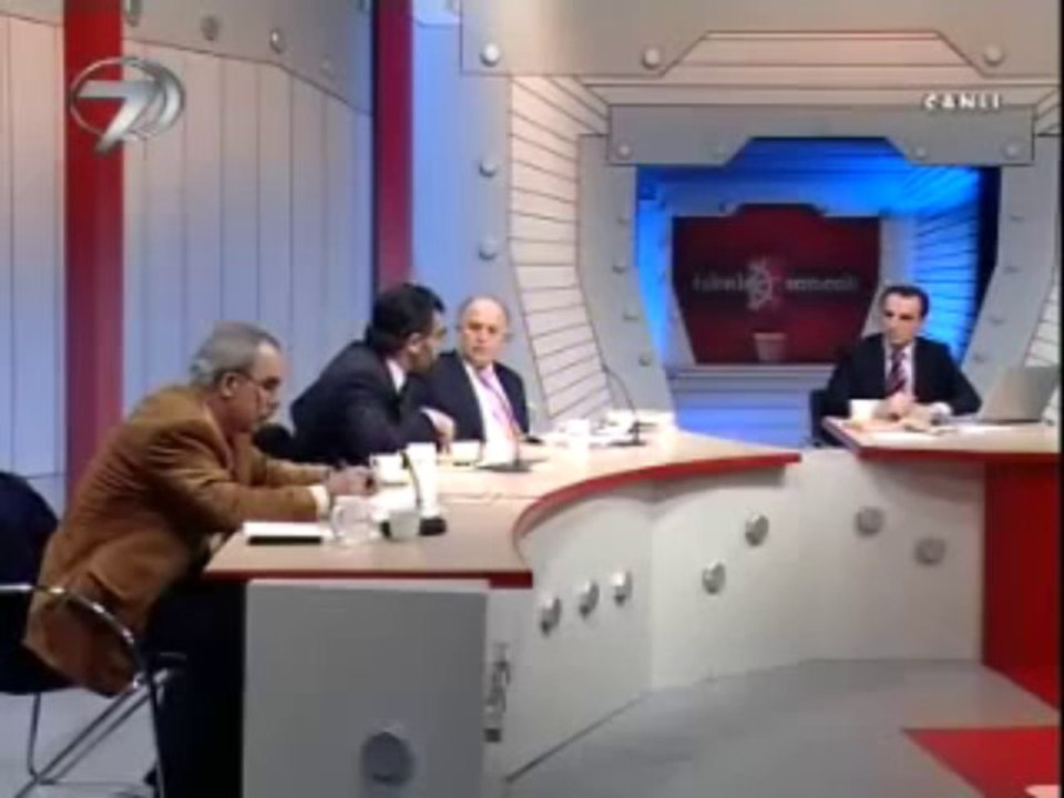 Tevbe suresi 5. ayet ile Mümtehine suresi 8. ve 9. ayetler beraber okunmalıdır!